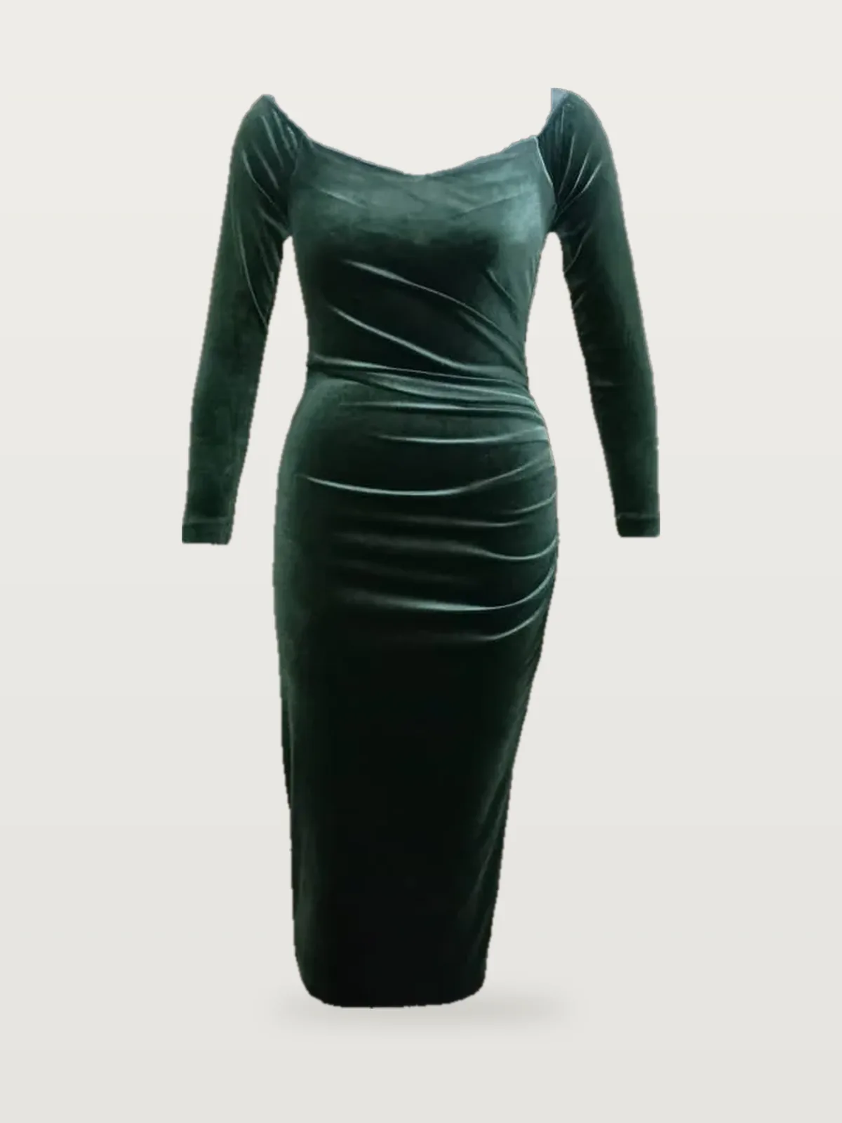 Front view of a bottle green velvet off-shoulder ruched midi dress on a dress form